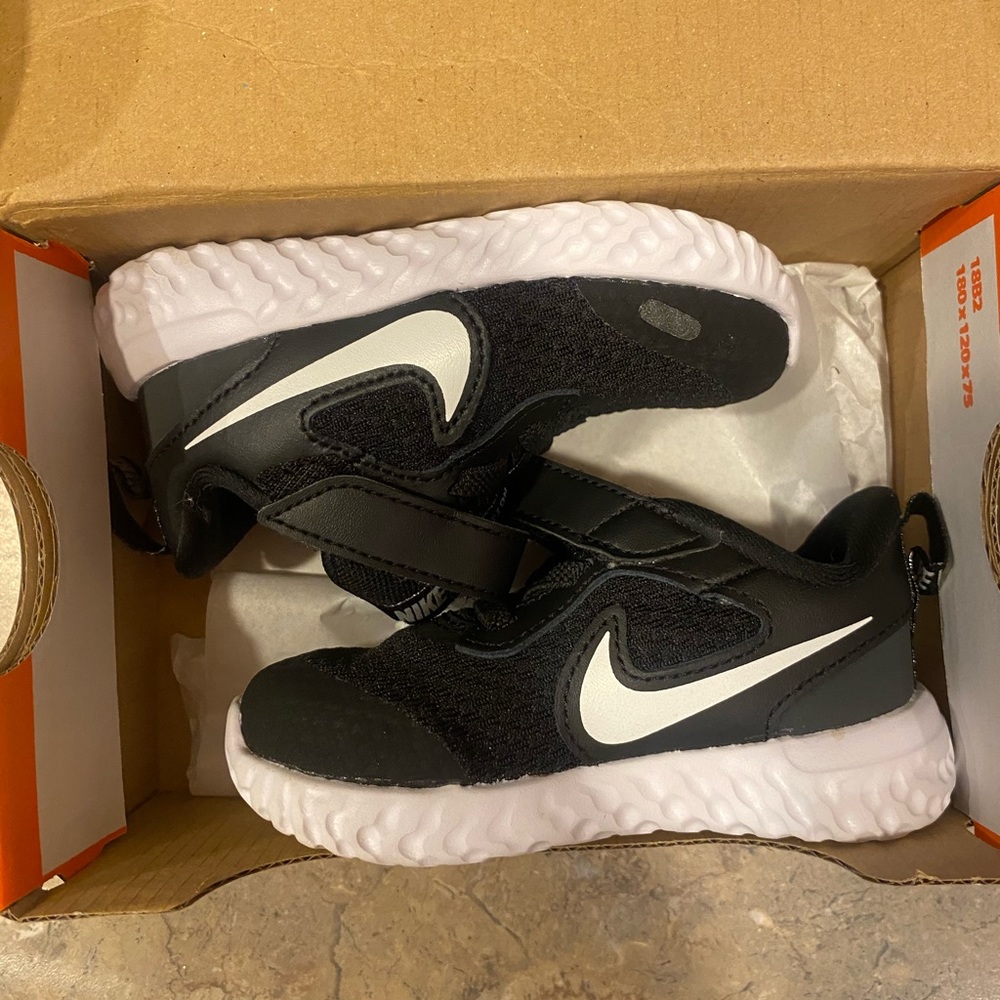 Nike shoes